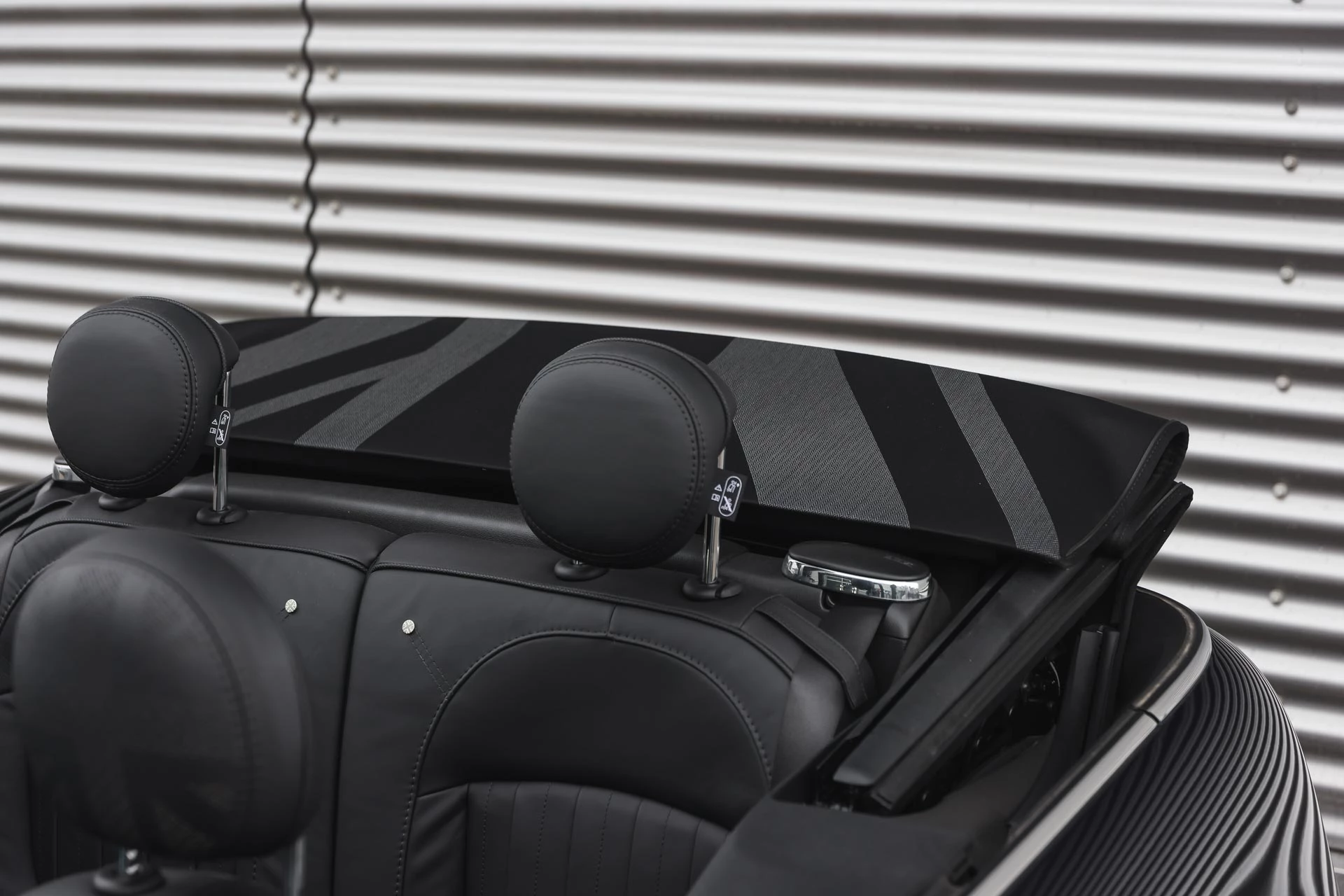 Hoofdafbeelding MINI Cabrio