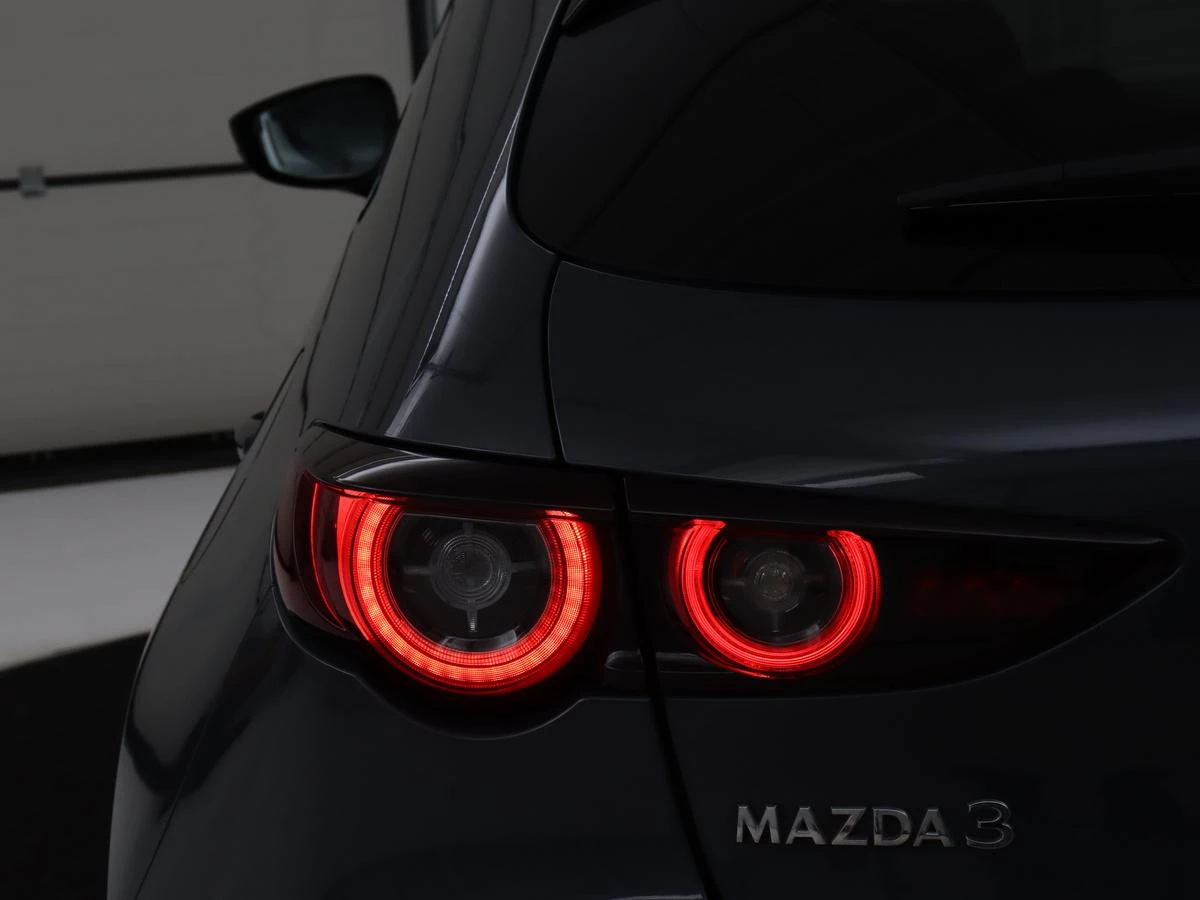 Hoofdafbeelding Mazda 3