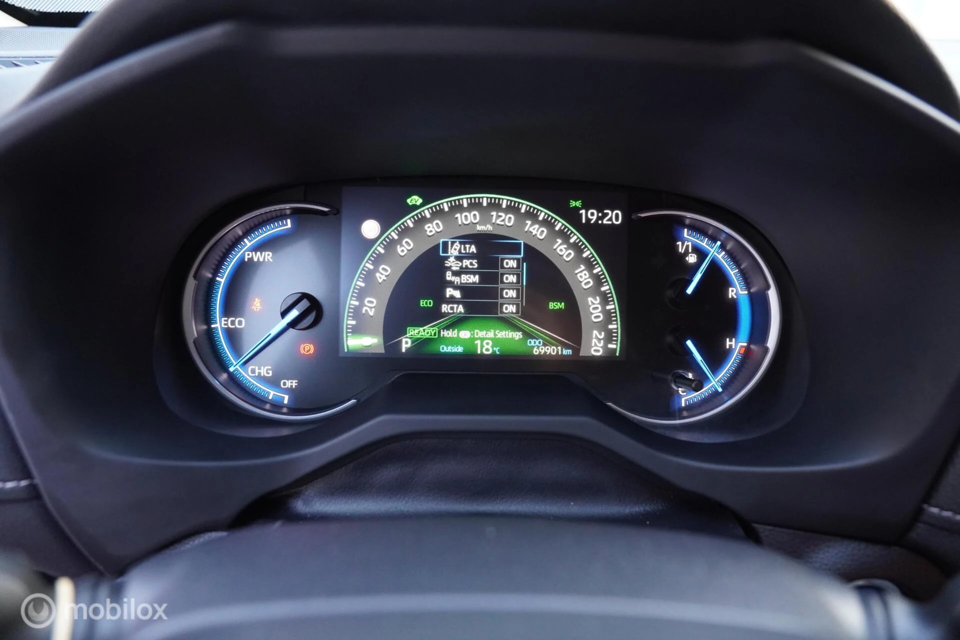 Hoofdafbeelding Toyota RAV4