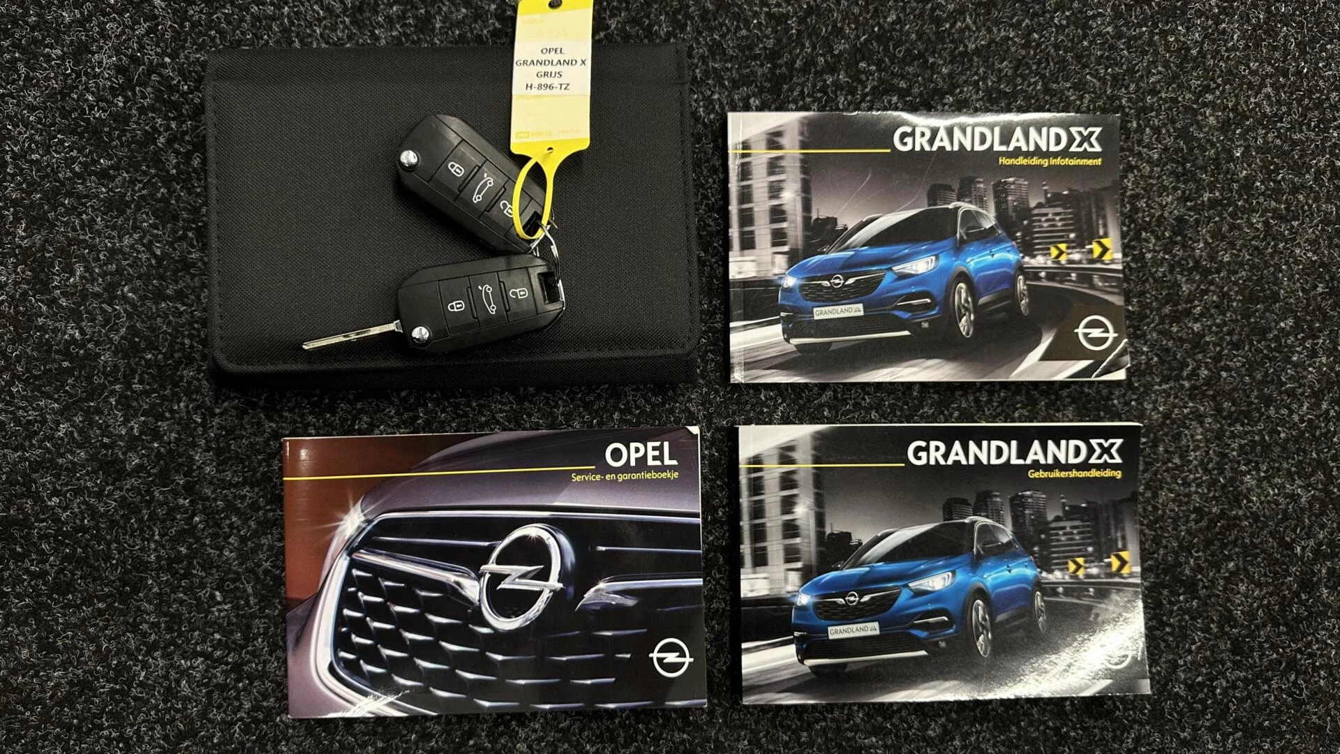 Hoofdafbeelding Opel Grandland X