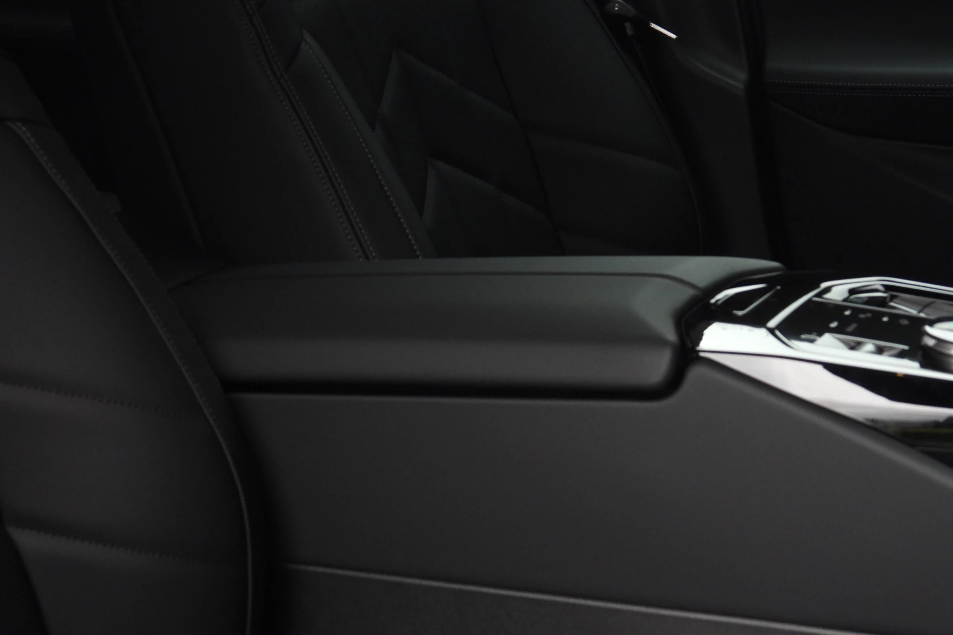 Hoofdafbeelding BMW i5