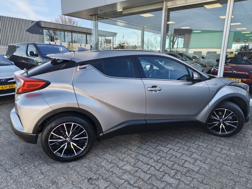 Hoofdafbeelding Toyota C-HR