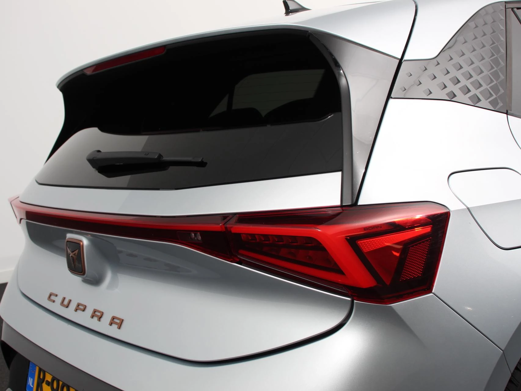 Hoofdafbeelding CUPRA Born