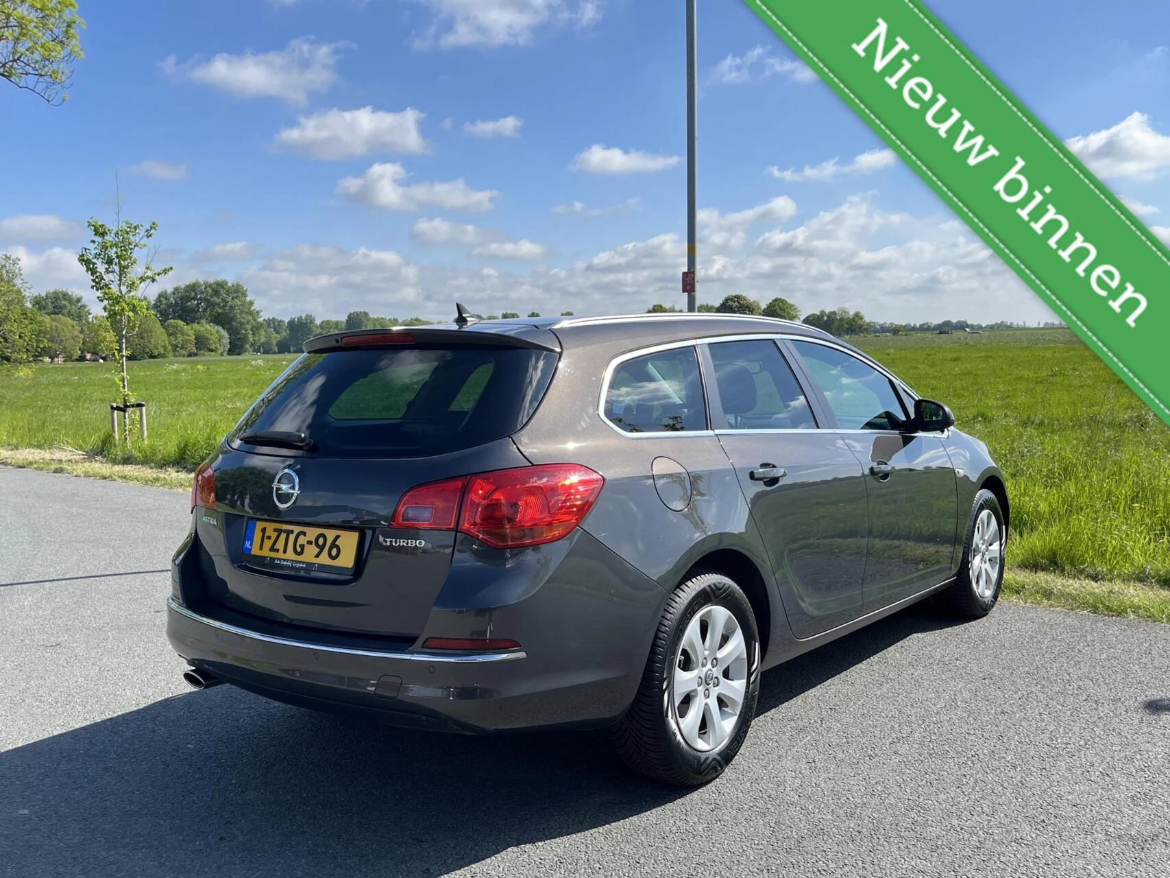 Hoofdafbeelding Opel Astra