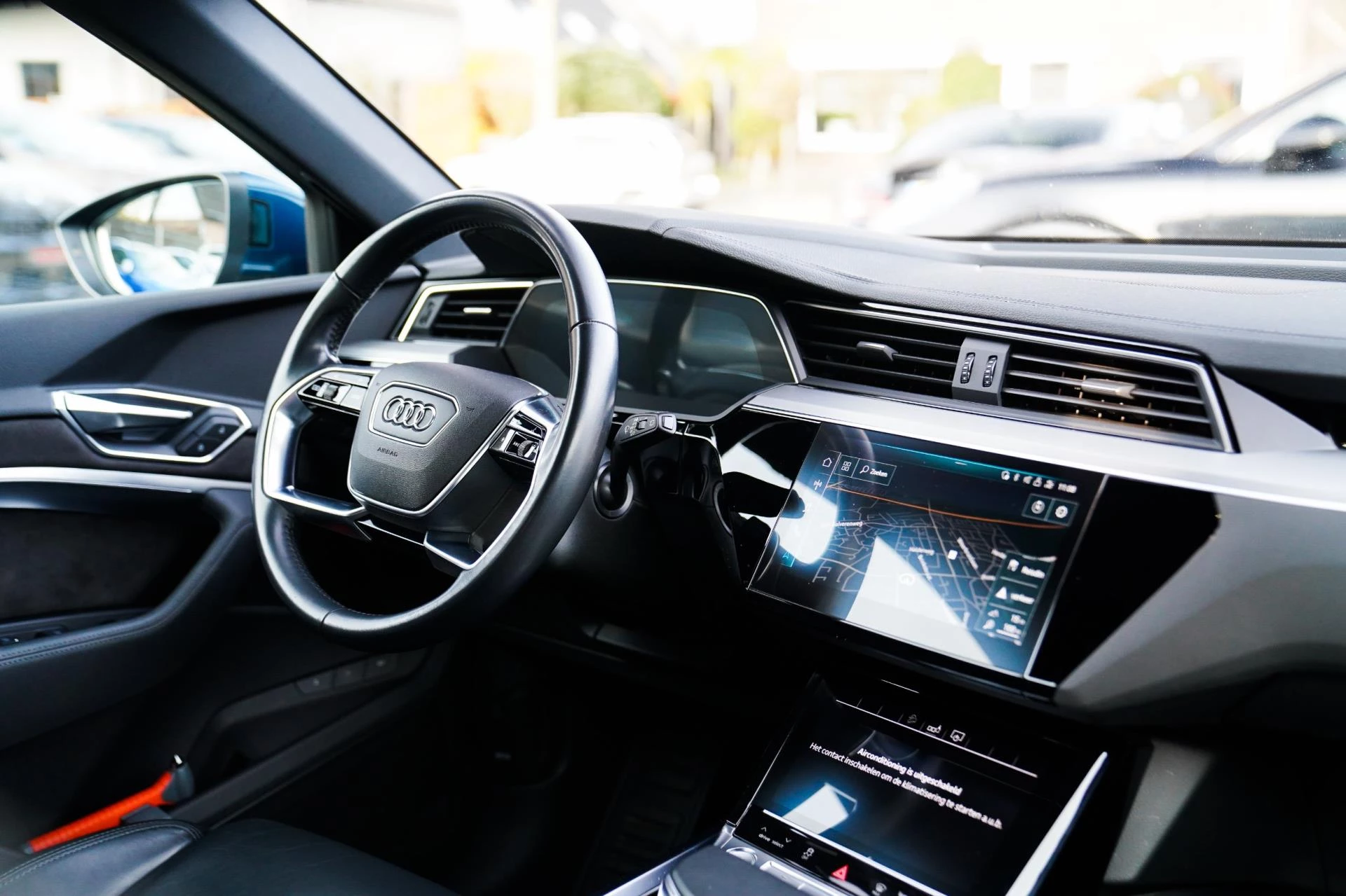 Hoofdafbeelding Audi e-tron