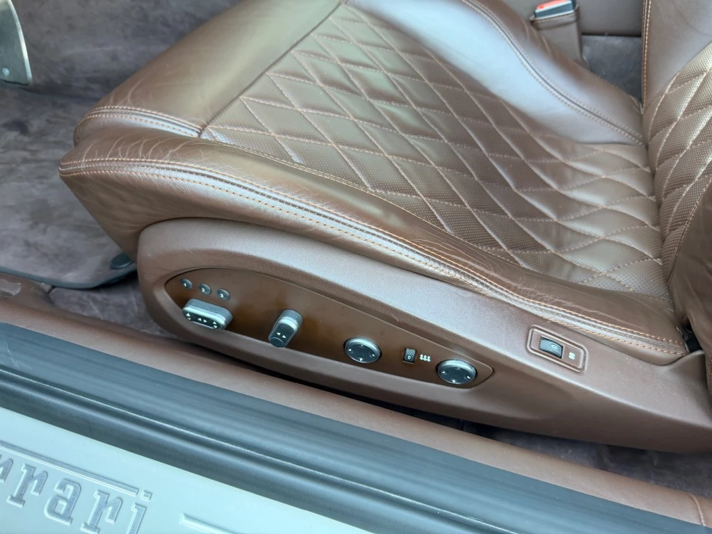 Hoofdafbeelding Ferrari FF