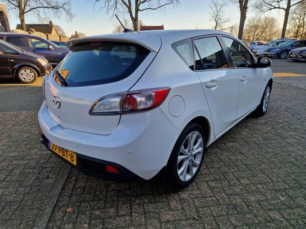 Hoofdafbeelding Mazda 3