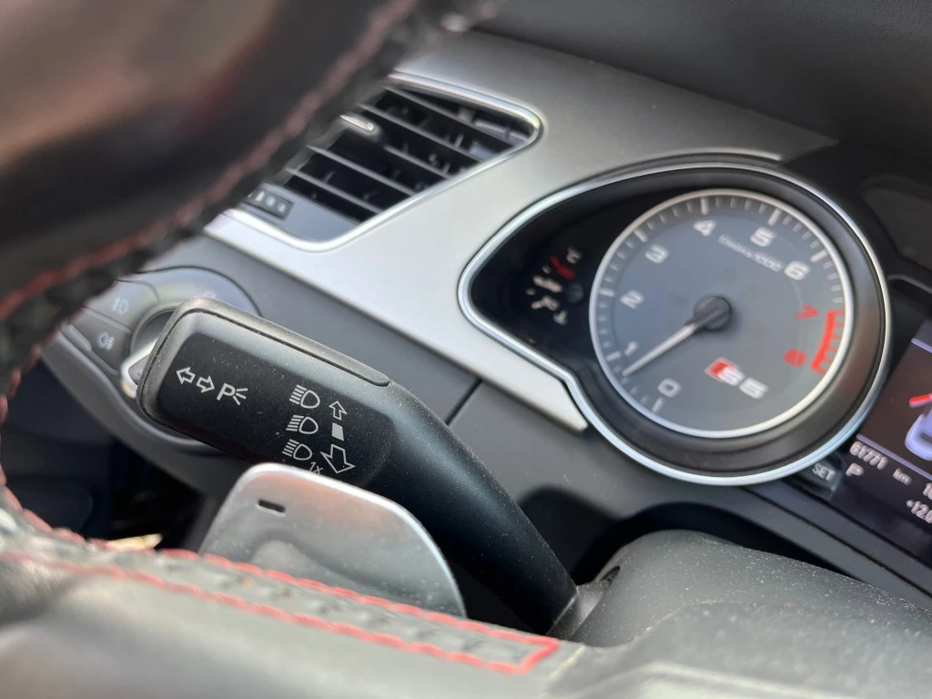 Hoofdafbeelding Audi S5