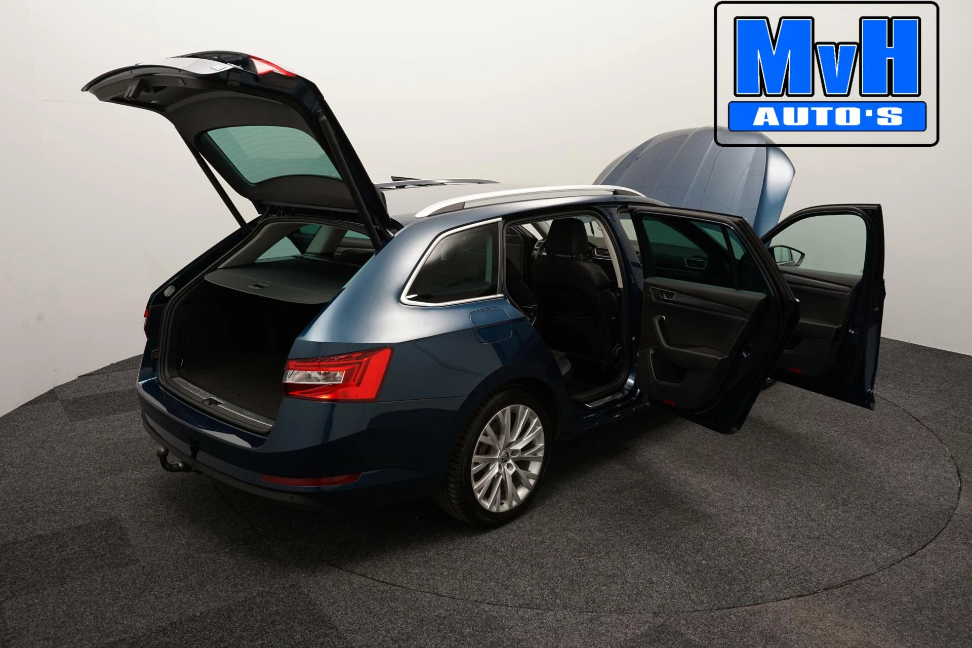 Hoofdafbeelding Škoda Superb