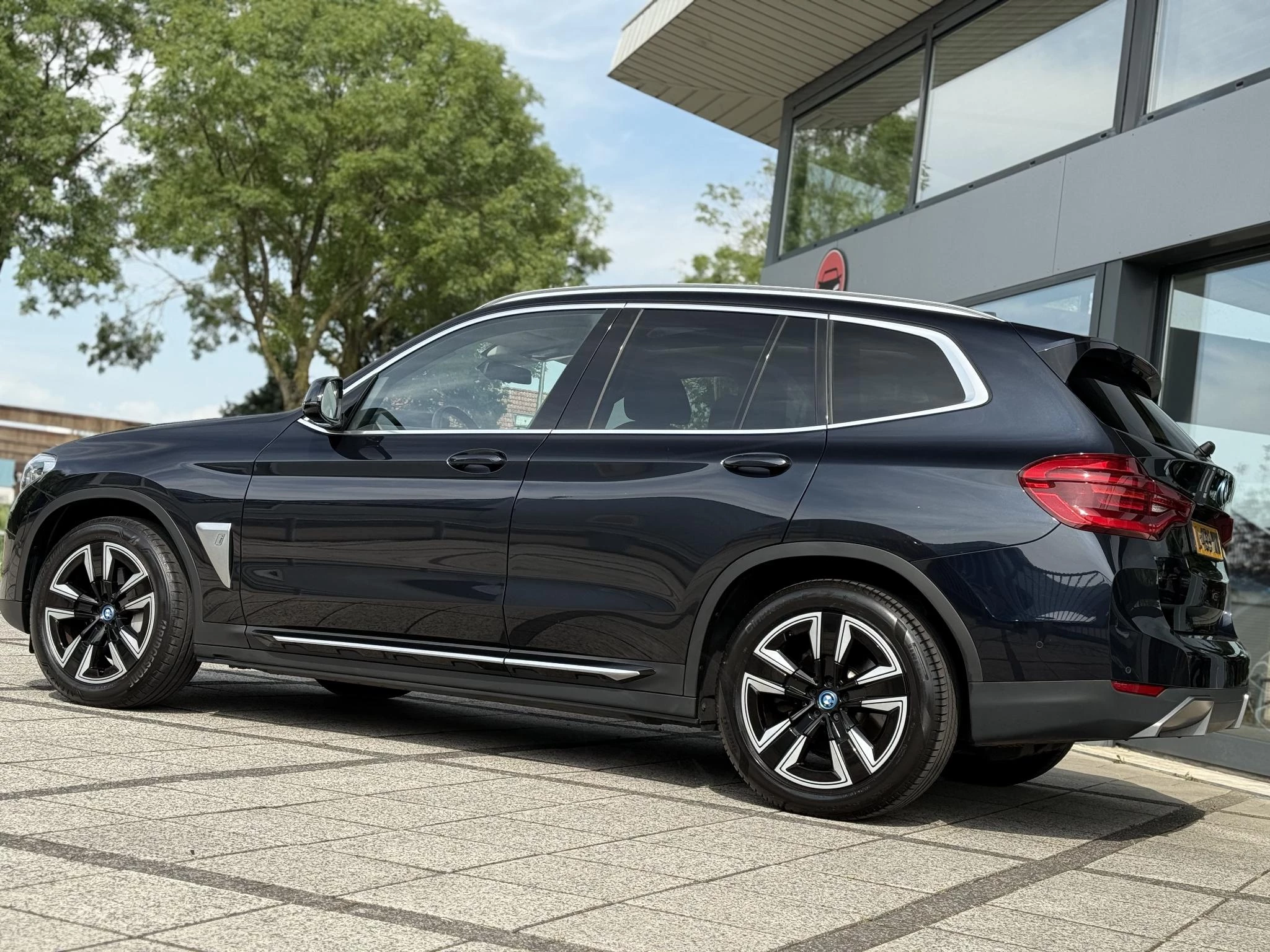 Hoofdafbeelding BMW iX3