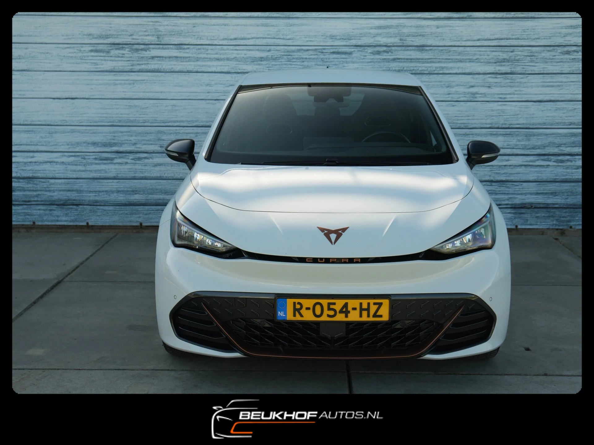 Hoofdafbeelding CUPRA Born