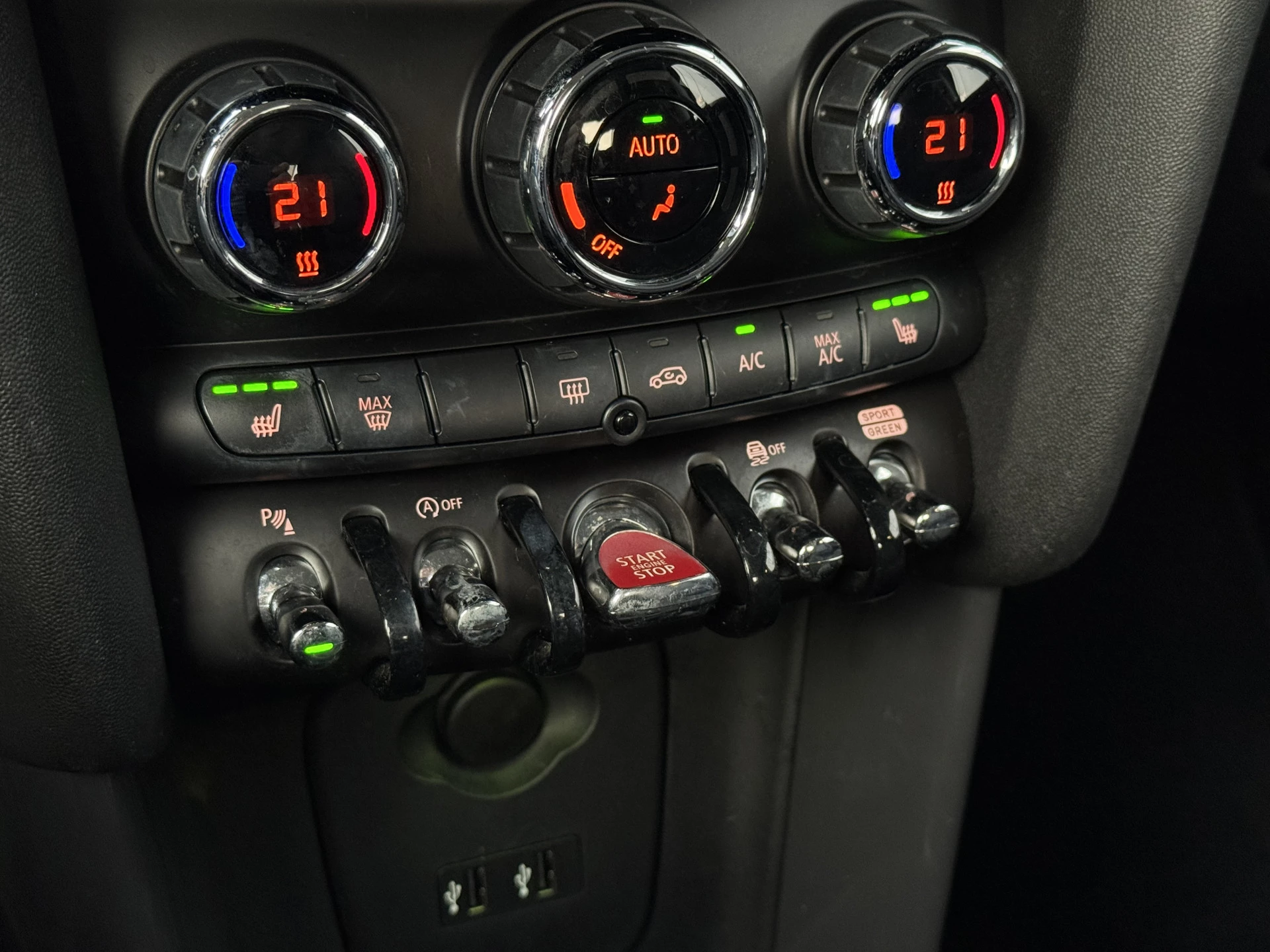 Hoofdafbeelding MINI Cooper