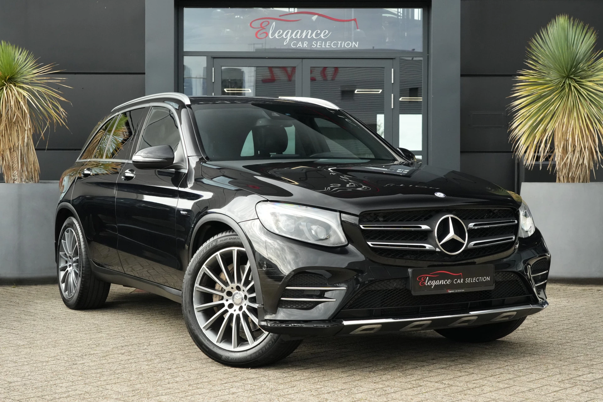 Hoofdafbeelding Mercedes-Benz GLC