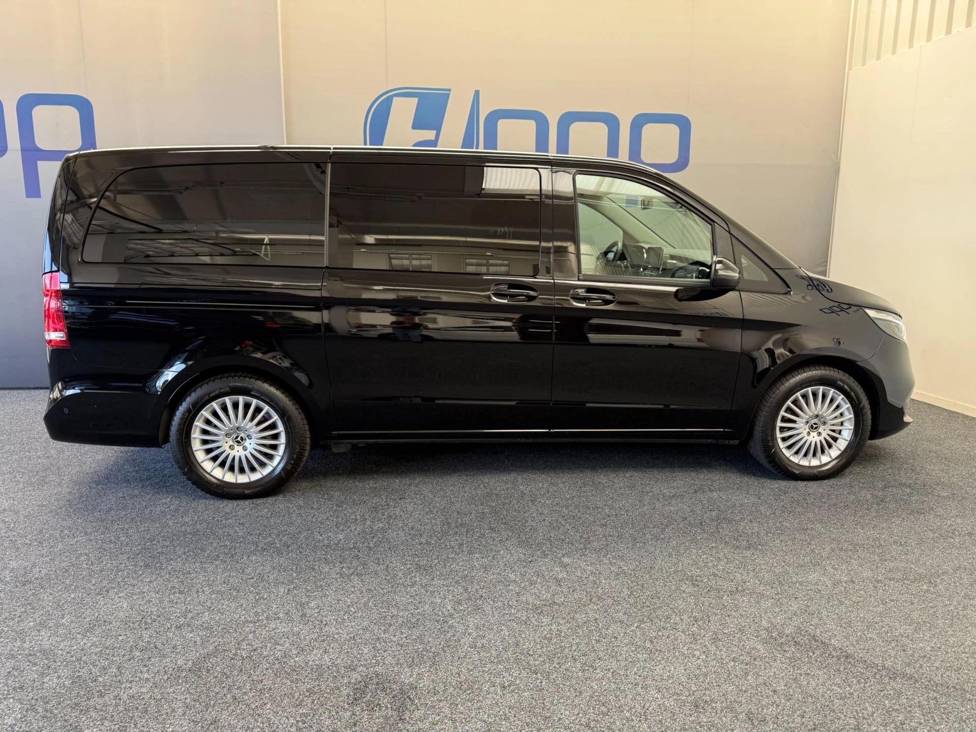 Hoofdafbeelding Mercedes-Benz EQV