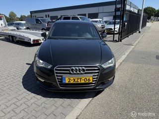 Audi A3 Limousine 1.6 TDI ultra Attraction Pro Line