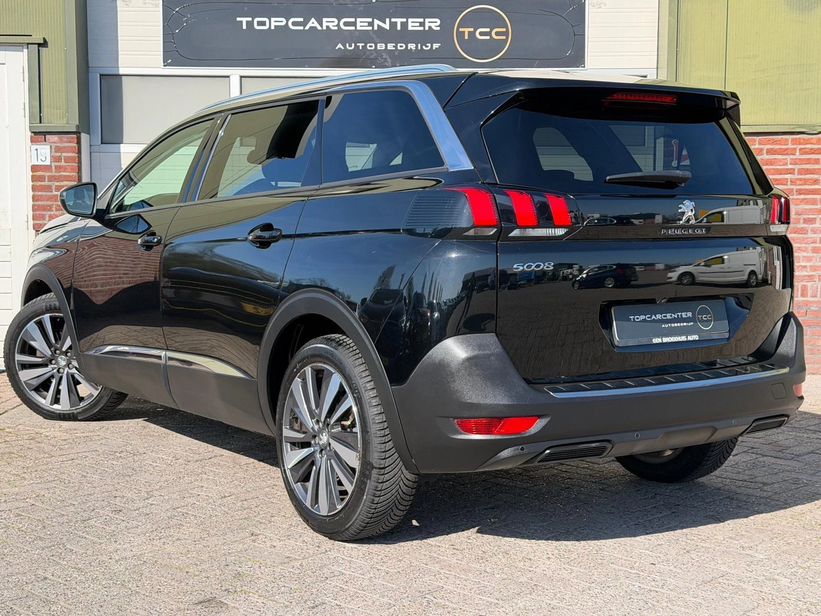 Hoofdafbeelding Peugeot 5008