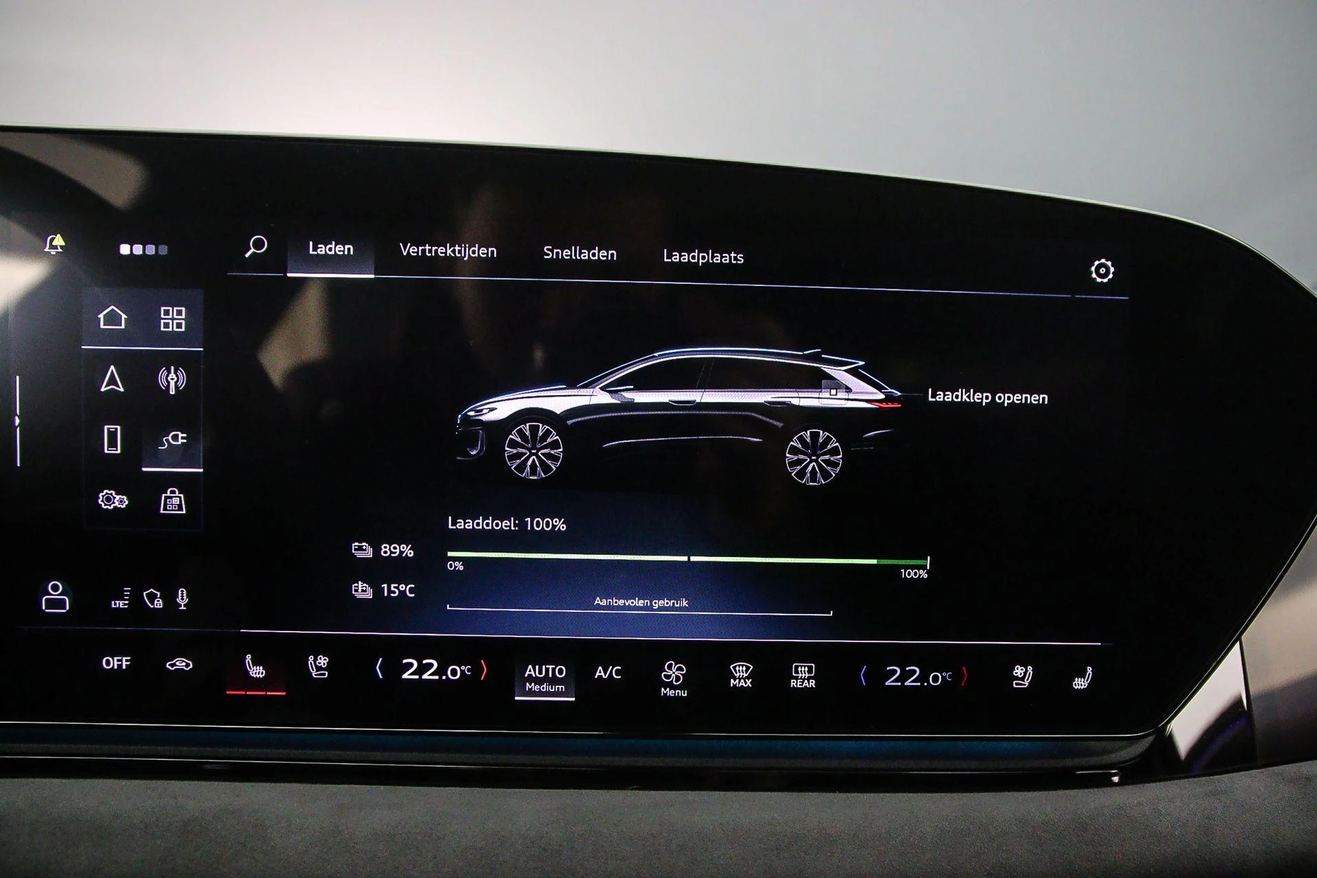 Hoofdafbeelding Audi A6 Avant e-tron