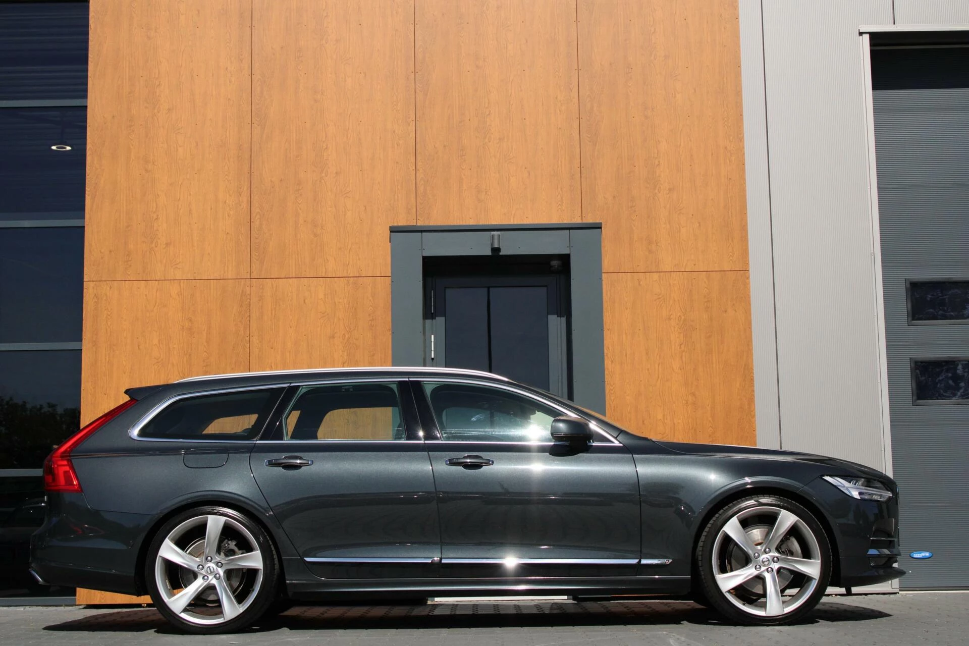 Hoofdafbeelding Volvo V90