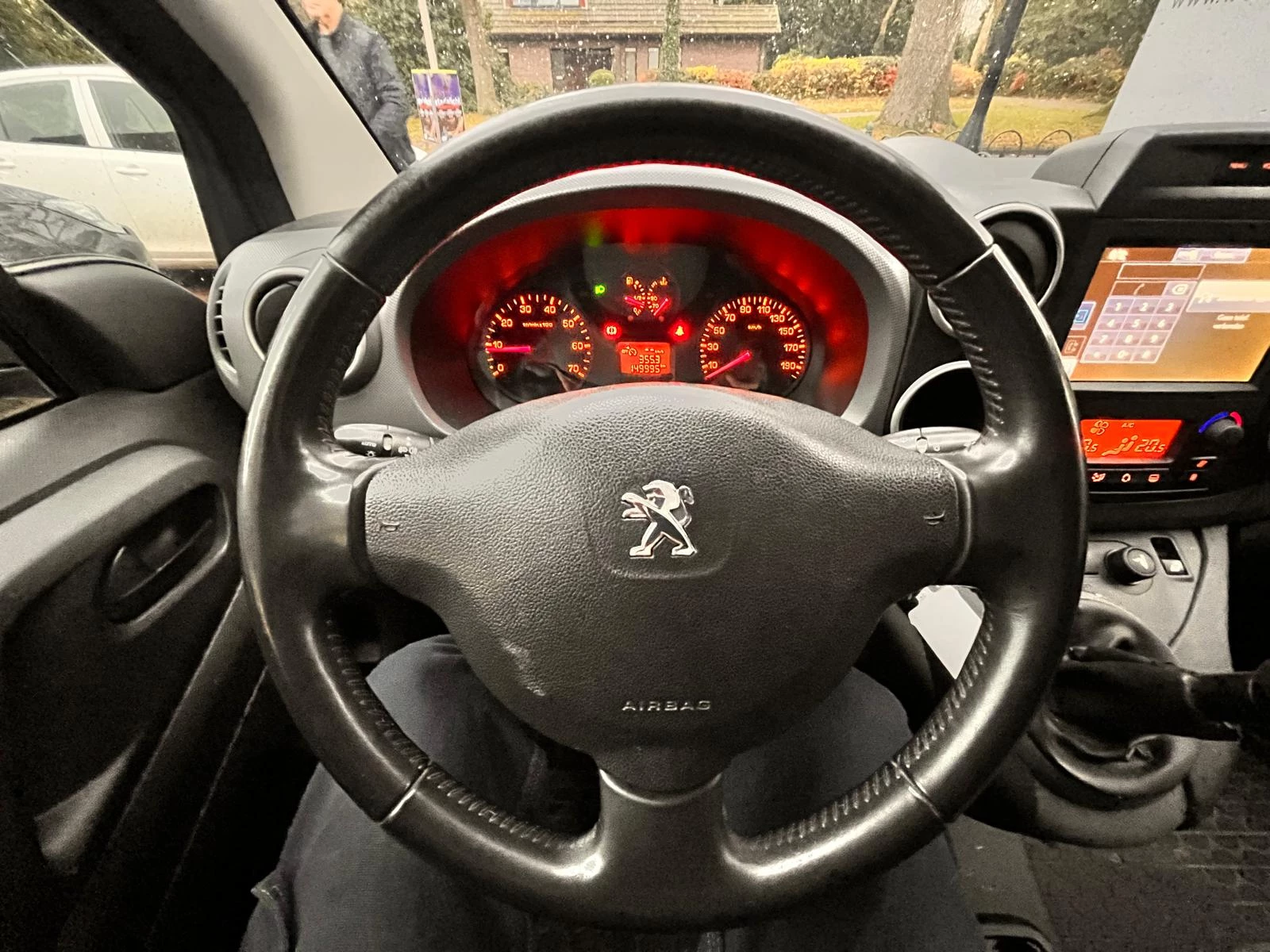 Hoofdafbeelding Peugeot Partner