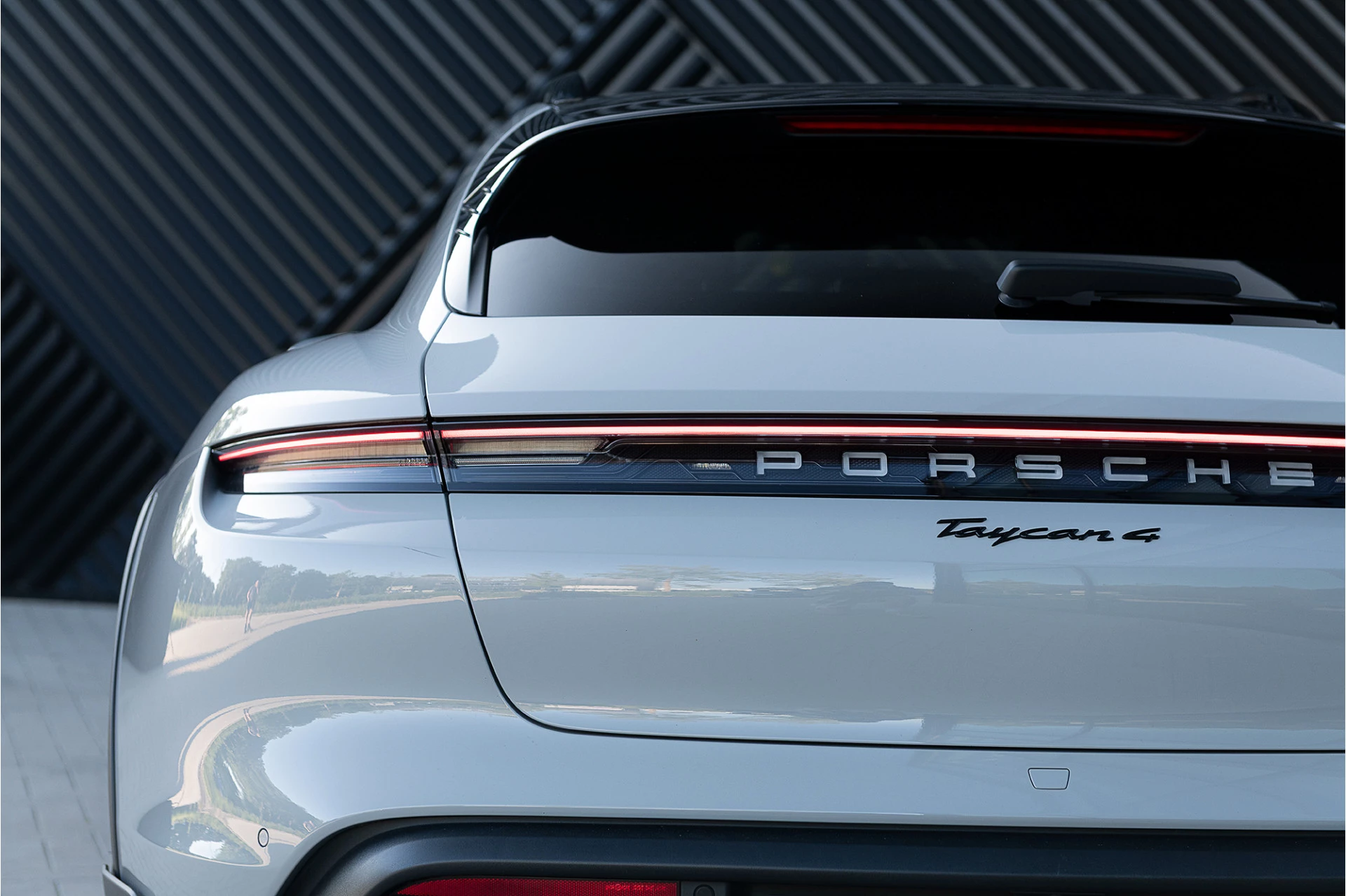 Hoofdafbeelding Porsche Taycan