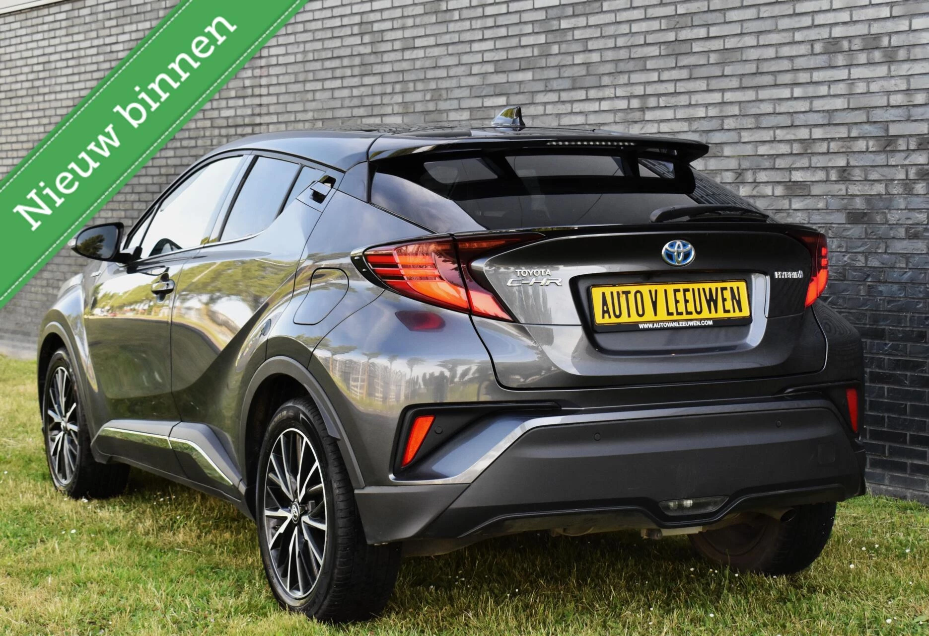 Hoofdafbeelding Toyota C-HR