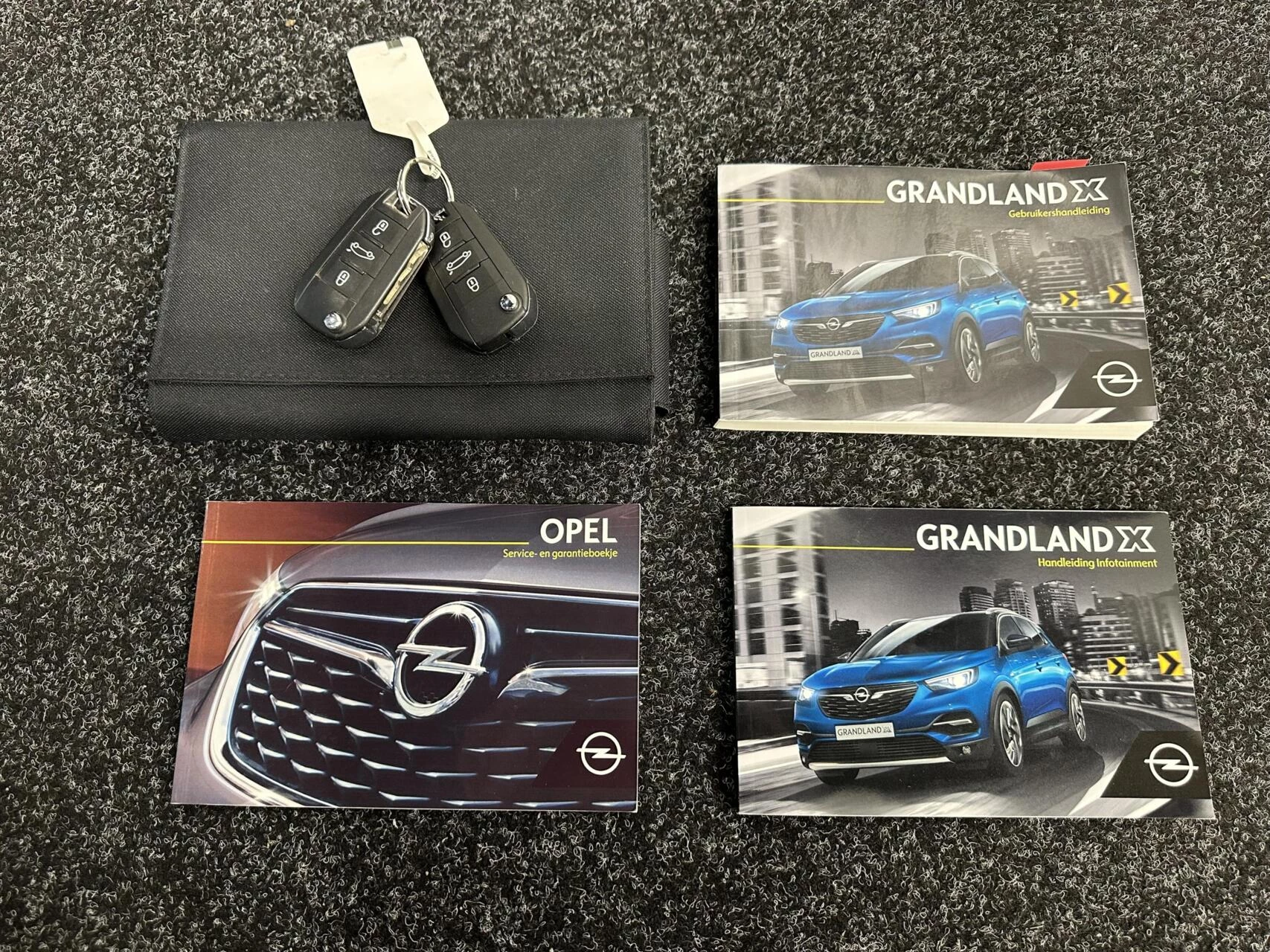 Hoofdafbeelding Opel Grandland X