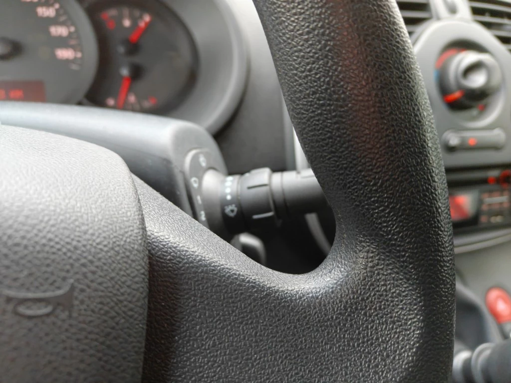 Hoofdafbeelding Nissan NV250