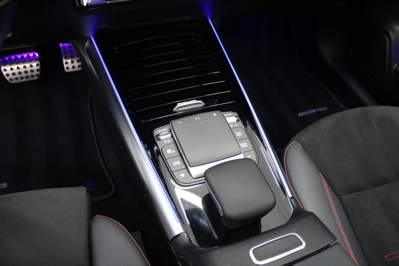 Hoofdafbeelding Mercedes-Benz EQA