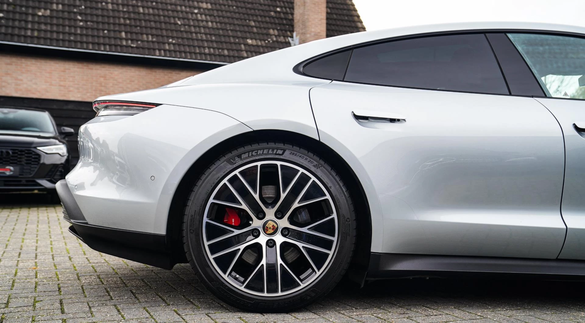 Hoofdafbeelding Porsche Taycan