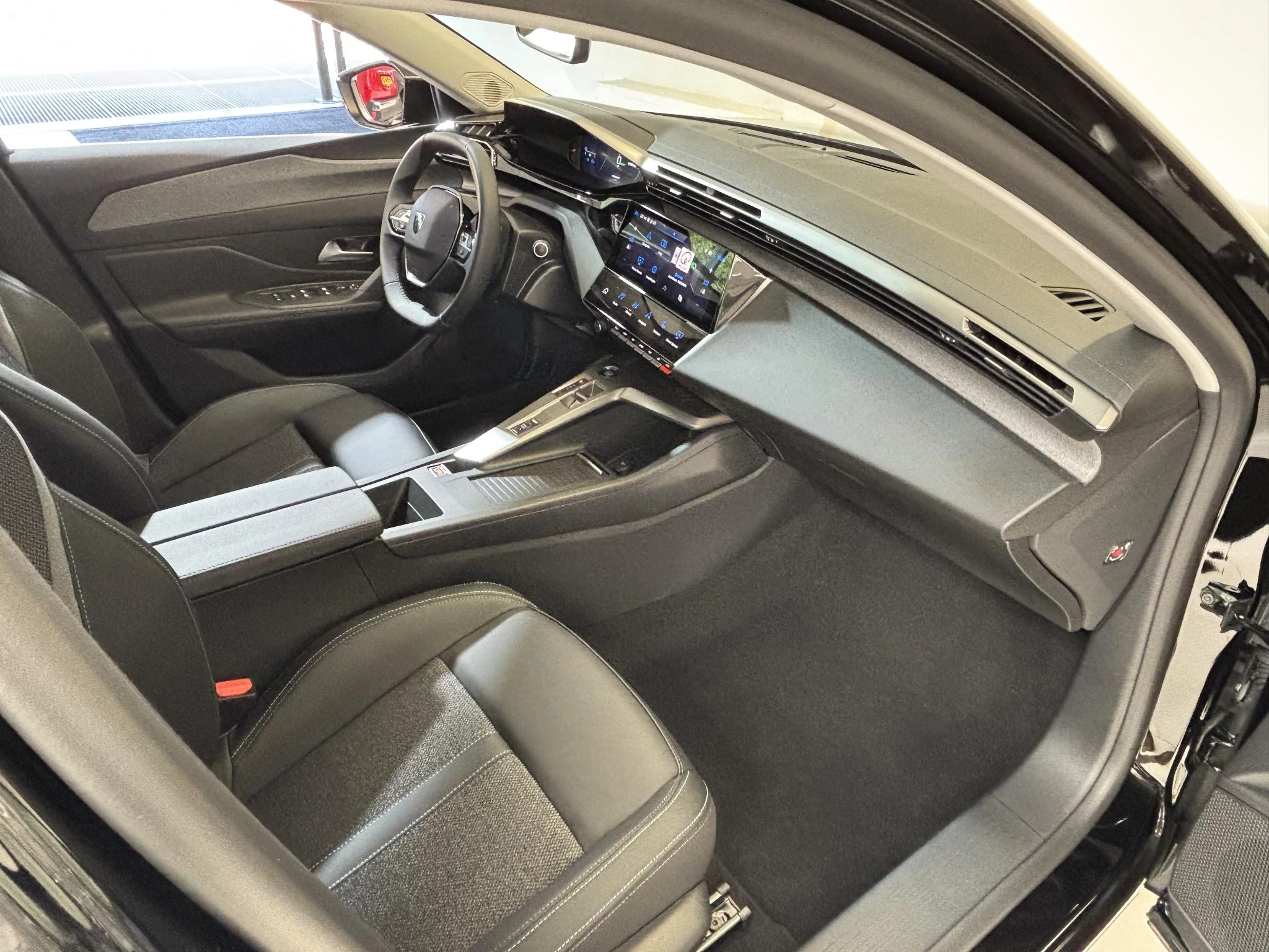Hoofdafbeelding Peugeot 408