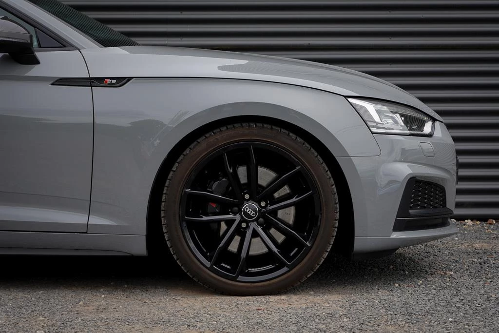 Hoofdafbeelding Audi S5
