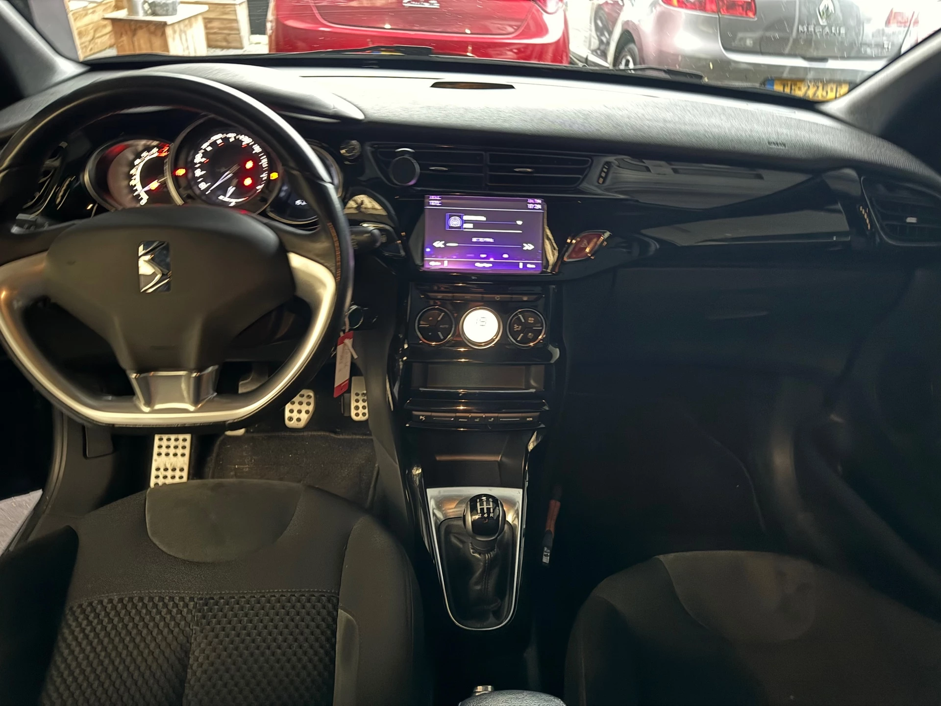 Hoofdafbeelding DS DS 3