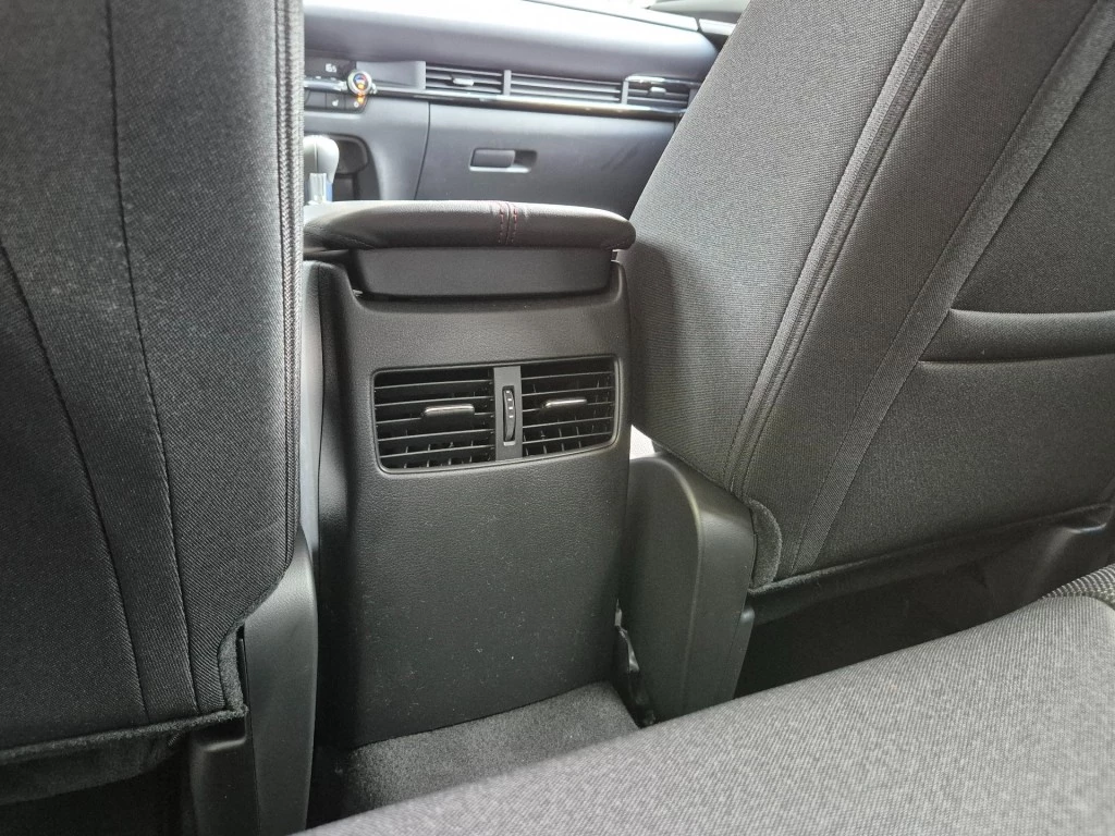 Hoofdafbeelding Mazda CX-30