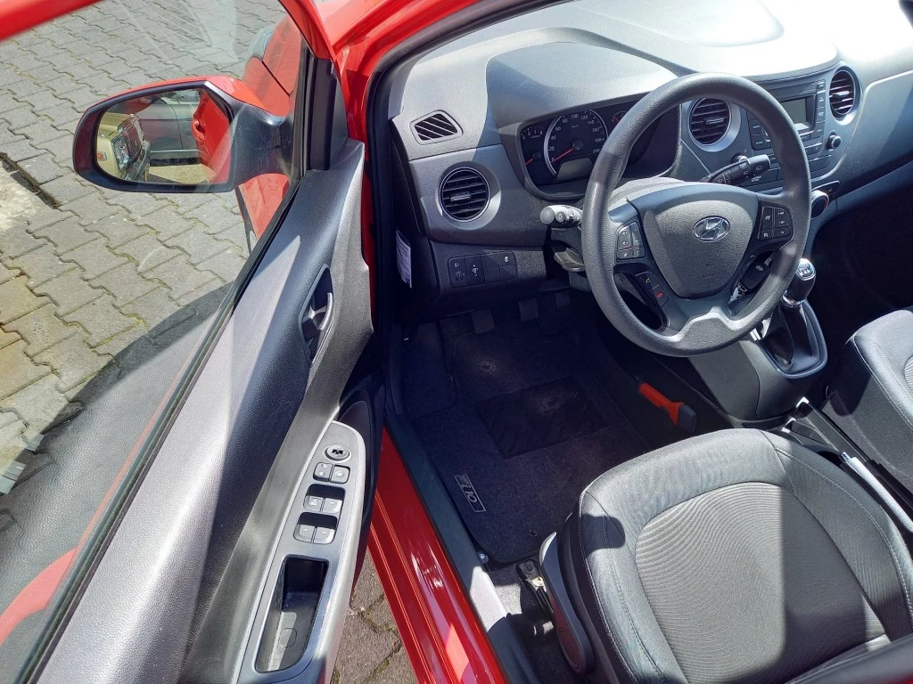 Hoofdafbeelding Hyundai i10