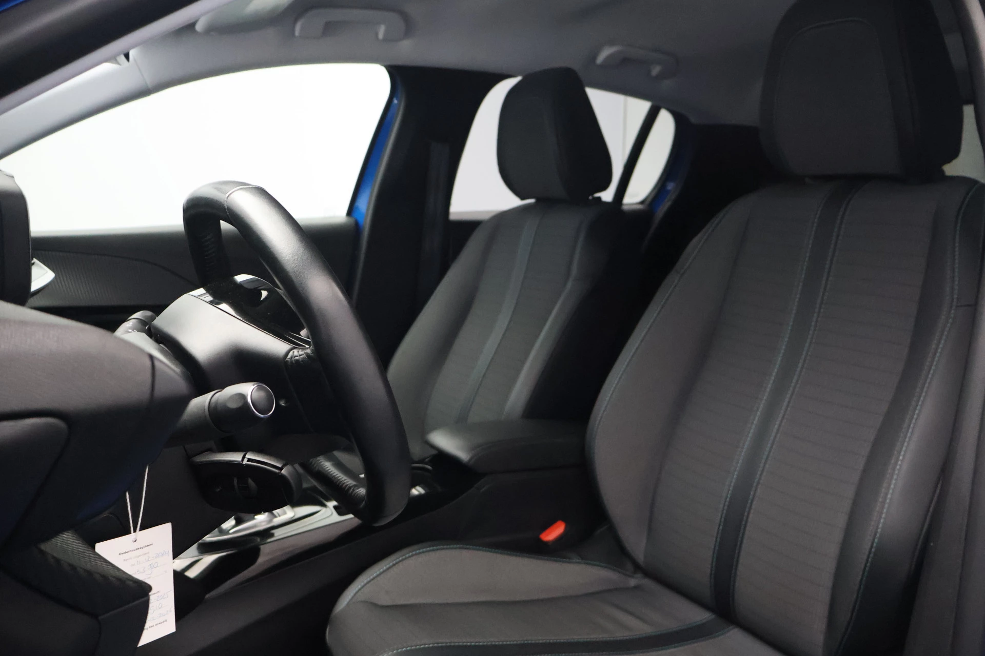 Hoofdafbeelding Peugeot e-208