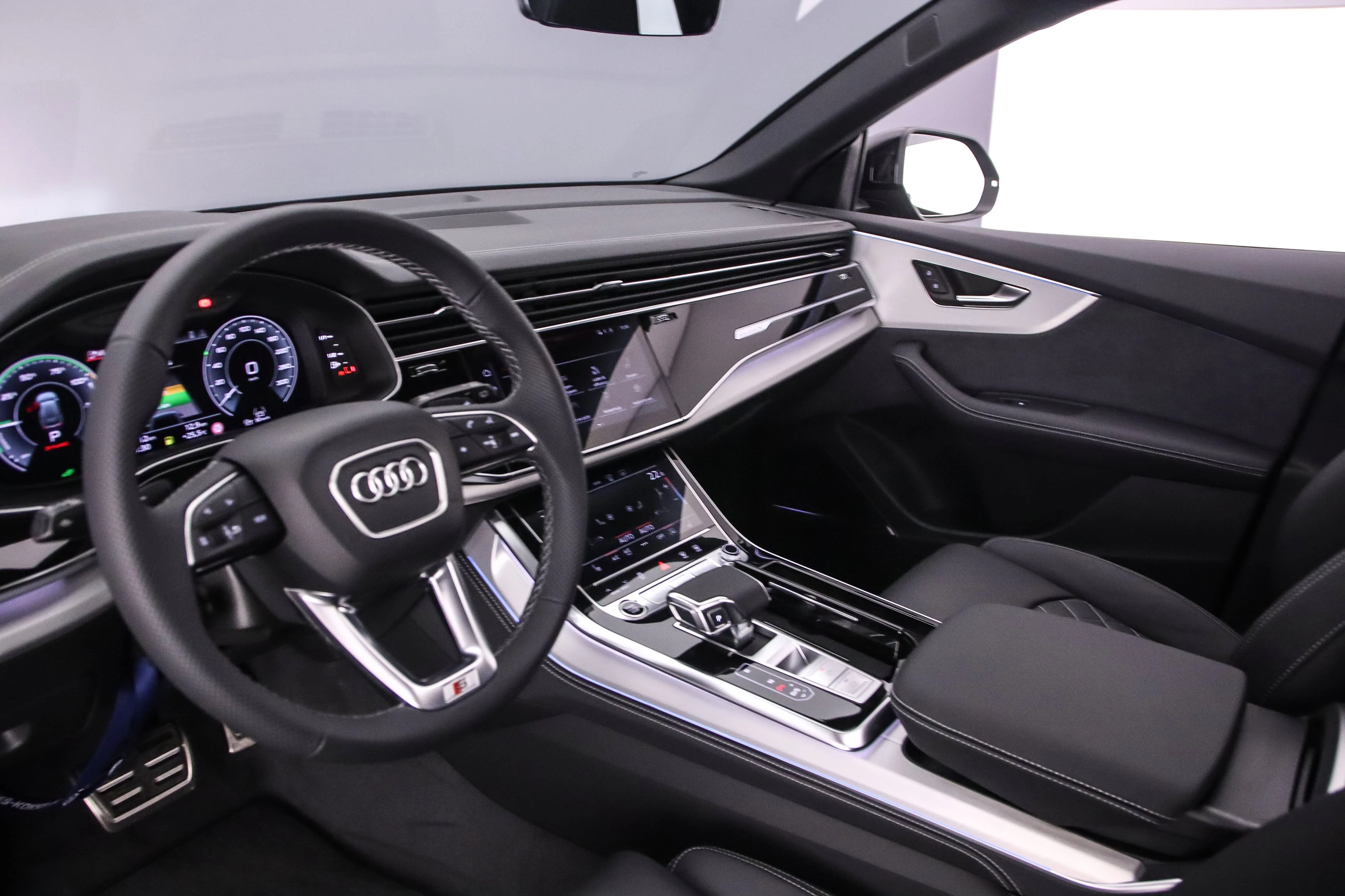 Hoofdafbeelding Audi Q8