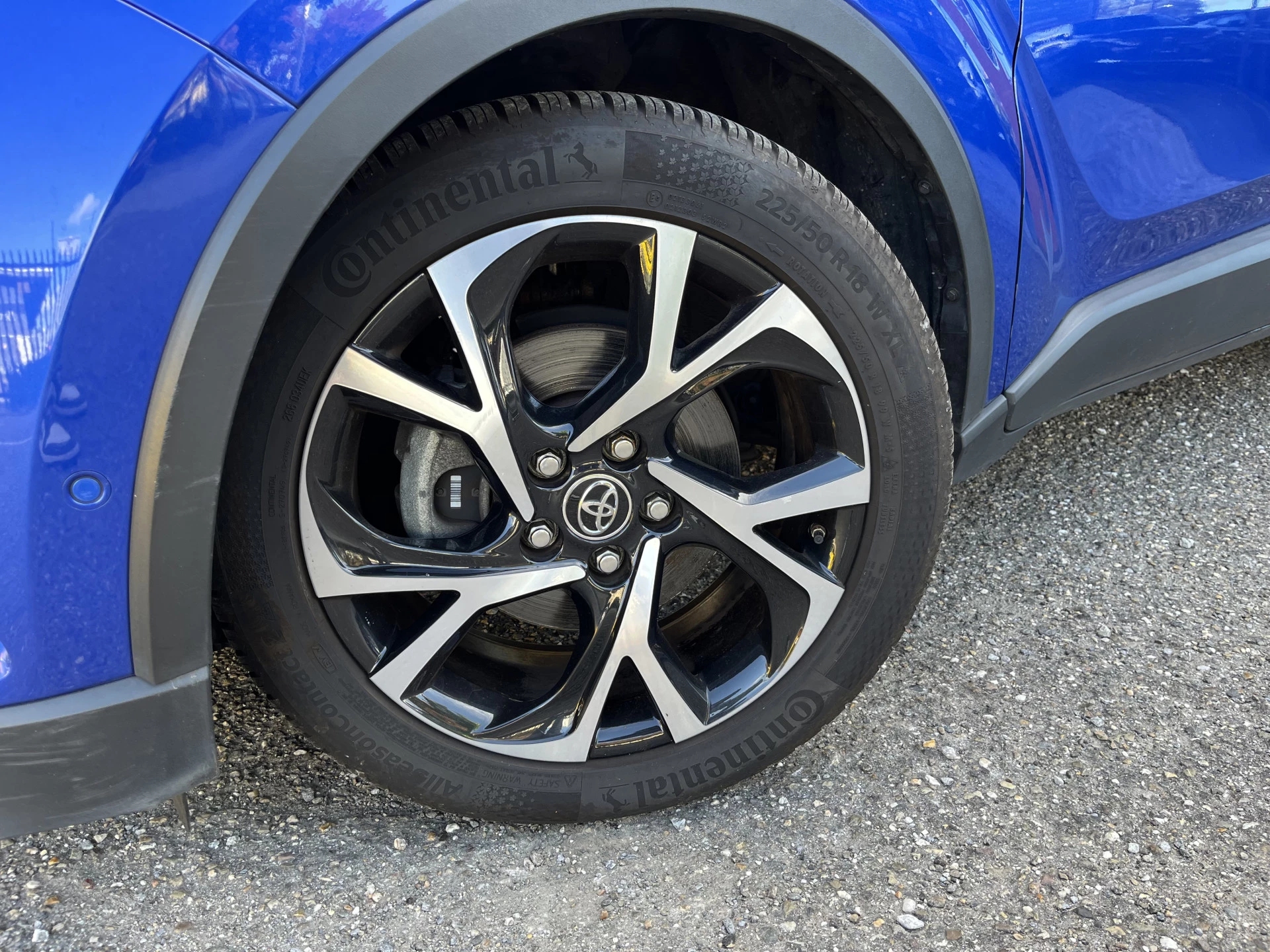 Hoofdafbeelding Toyota C-HR