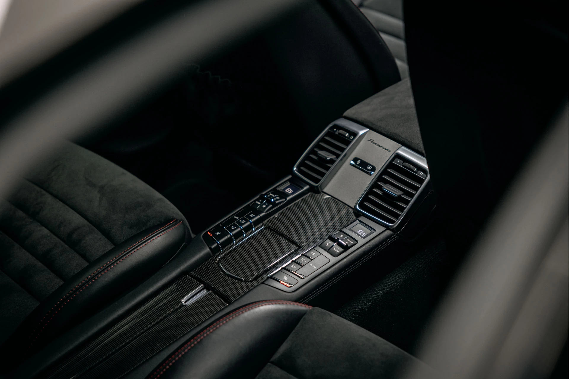 Hoofdafbeelding Porsche Panamera