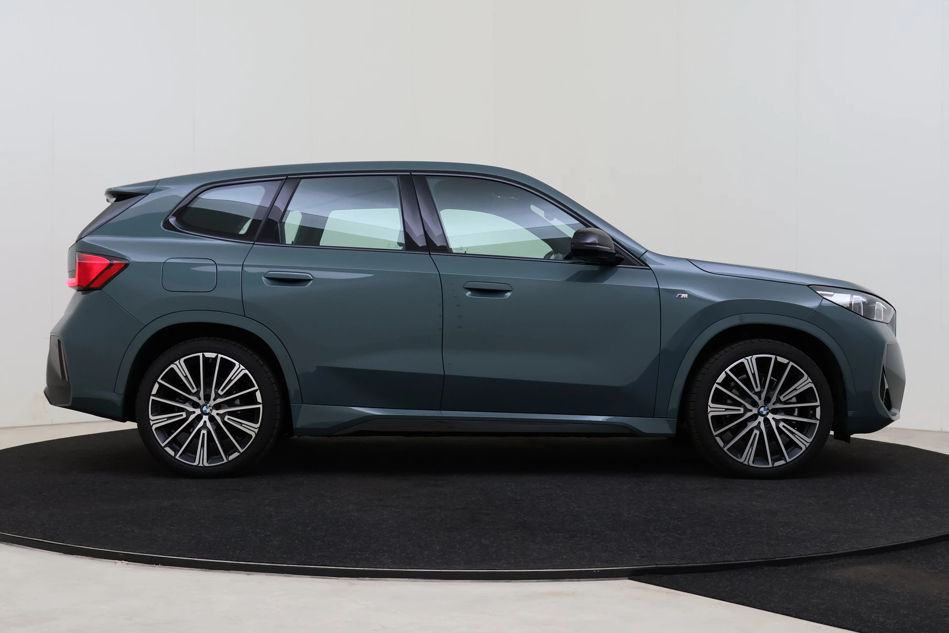 Hoofdafbeelding BMW iX1