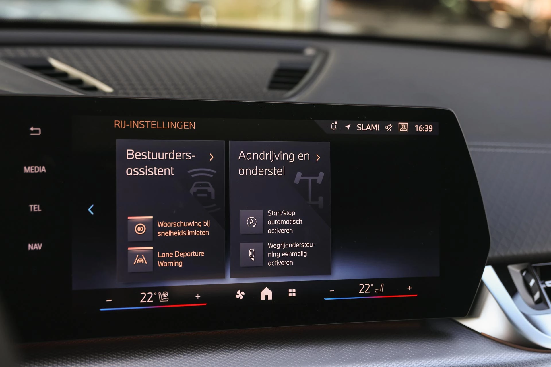 Hoofdafbeelding BMW X2