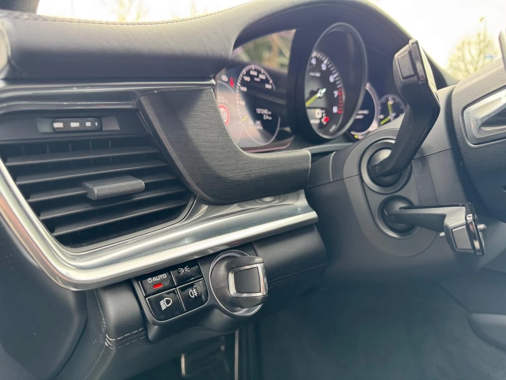 Hoofdafbeelding Porsche Panamera