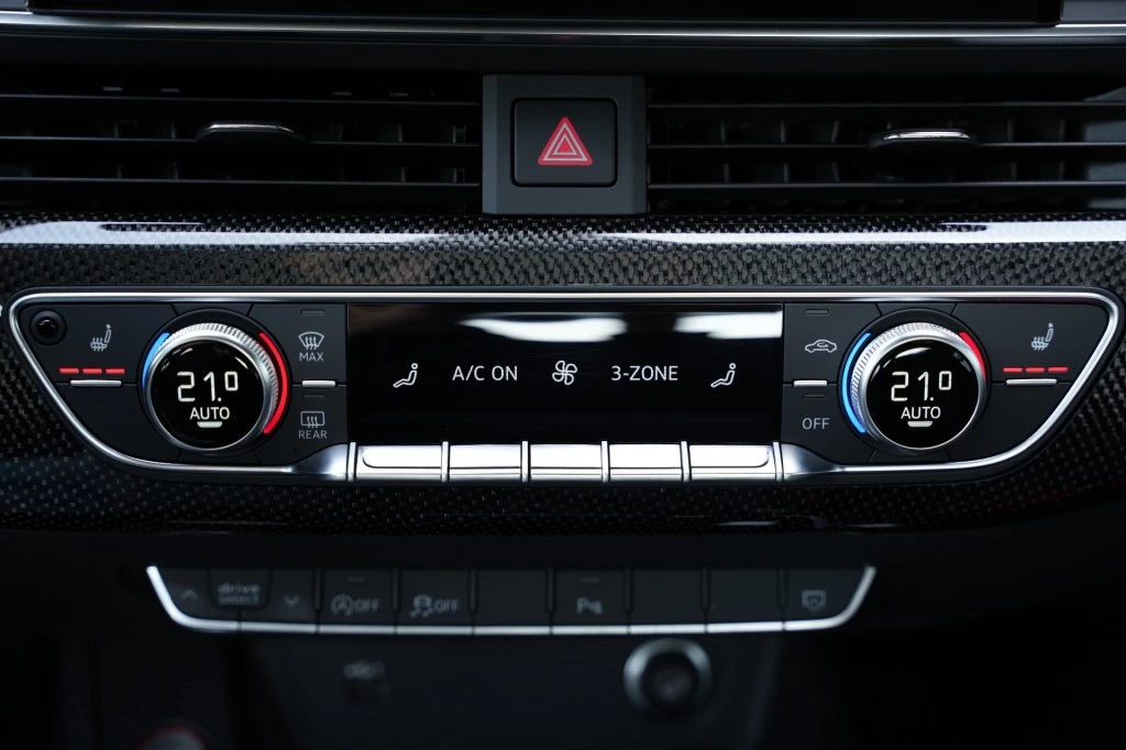 Hoofdafbeelding Audi S5