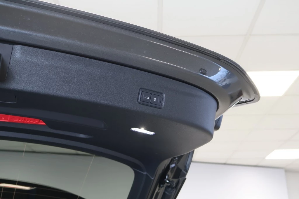 Hoofdafbeelding Audi Q6 e-tron