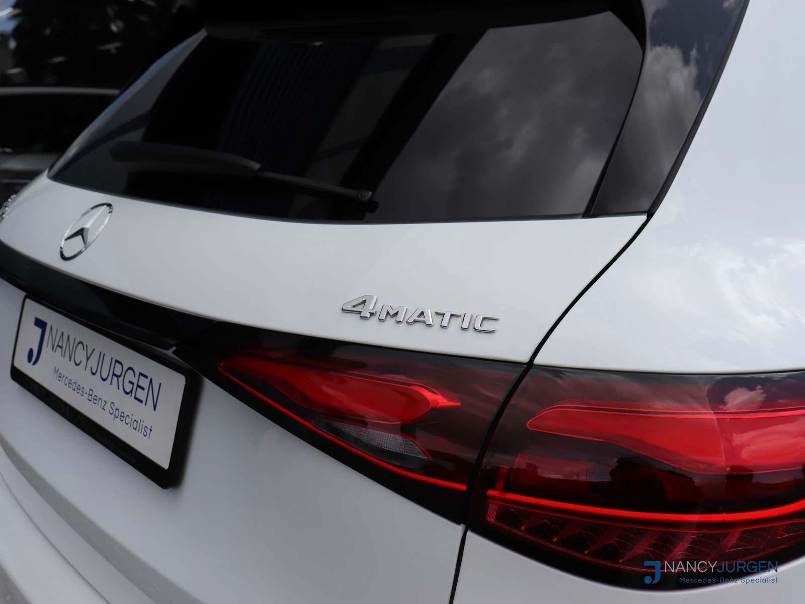 Hoofdafbeelding Mercedes-Benz GLC