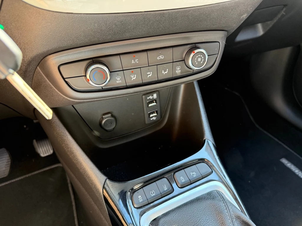 Hoofdafbeelding Opel Crossland X