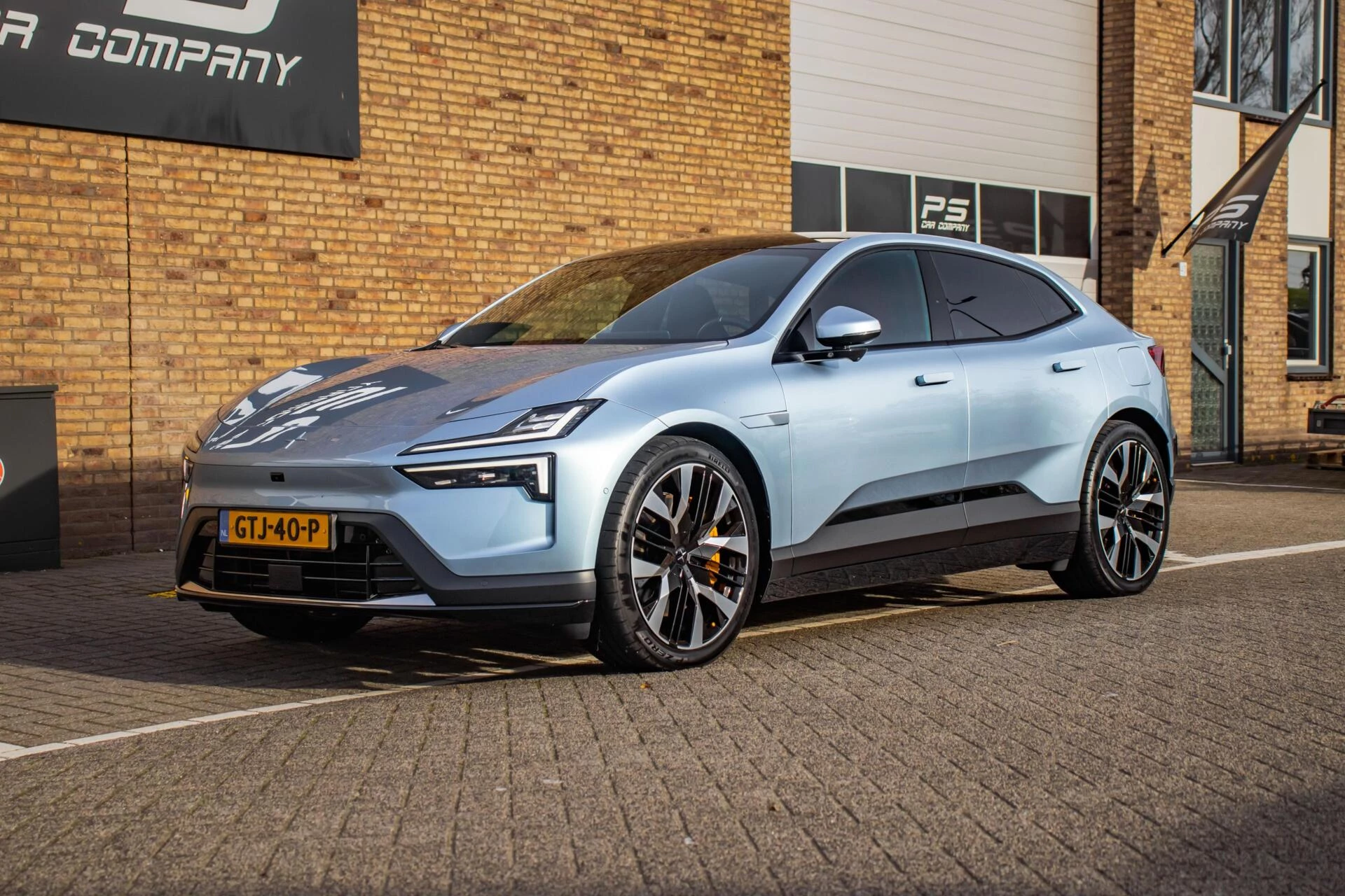 Hoofdafbeelding Polestar 4