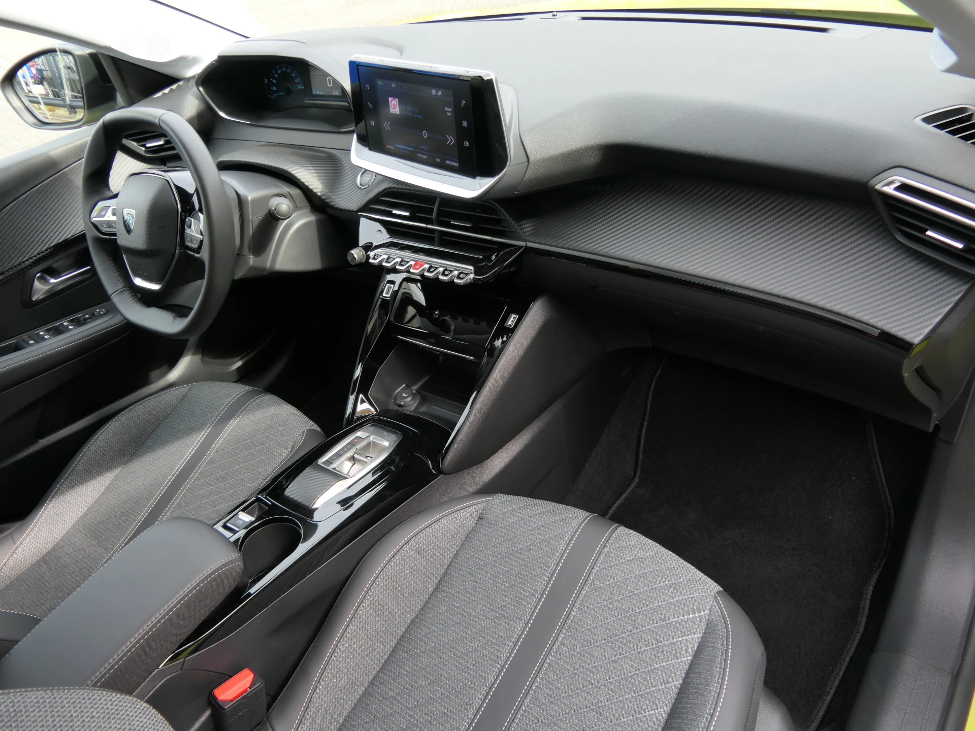 Hoofdafbeelding Peugeot e-208