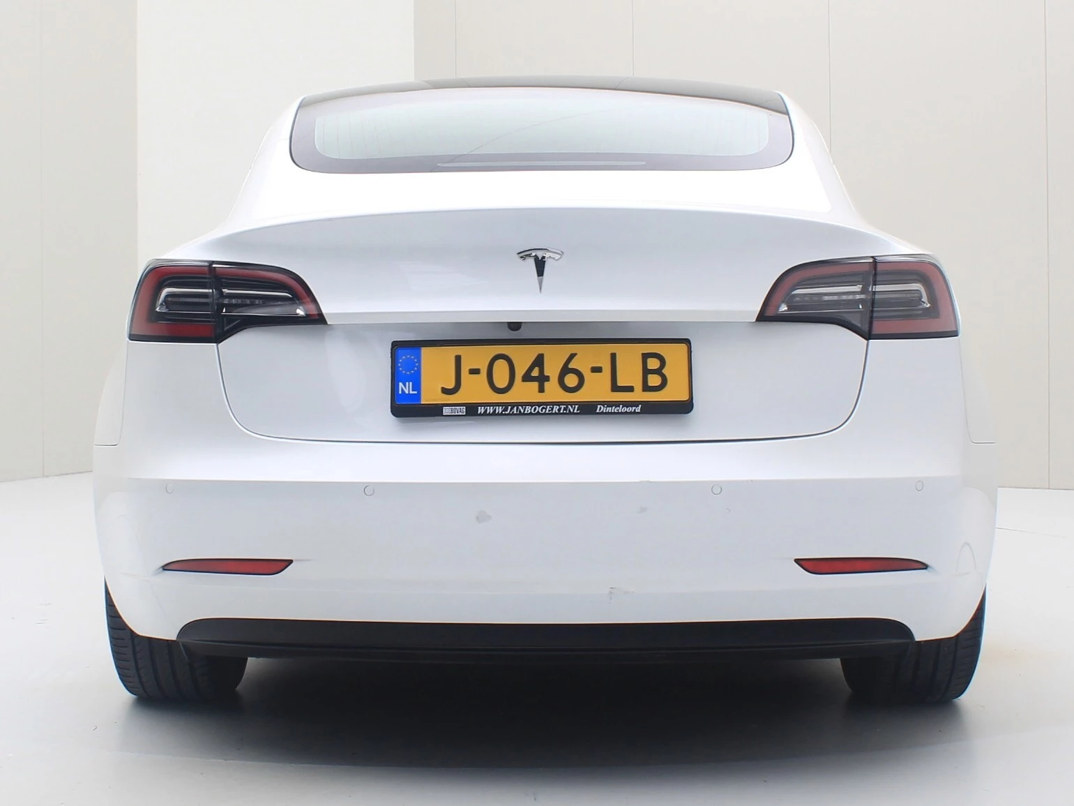 Hoofdafbeelding Tesla Model 3