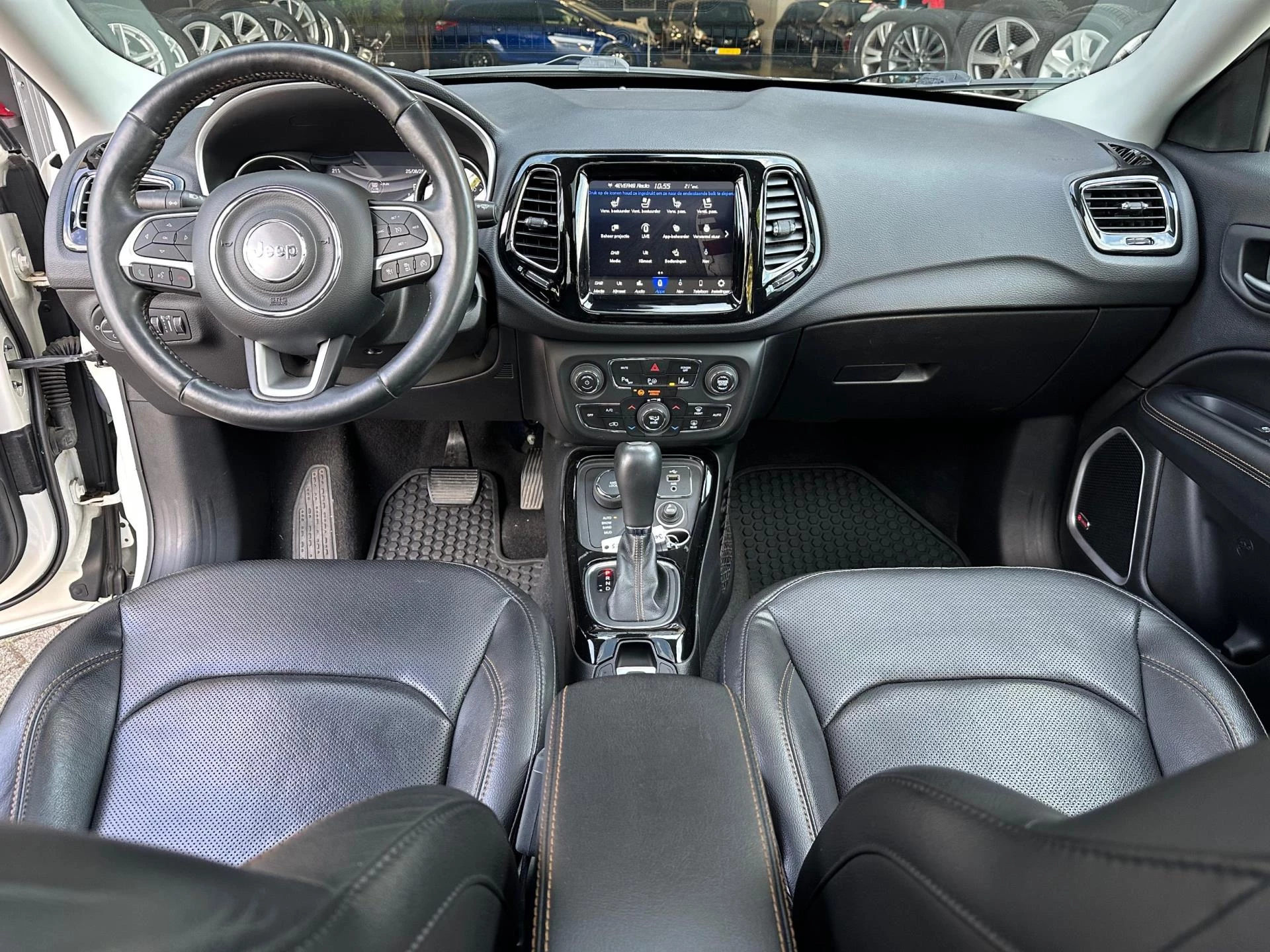 Hoofdafbeelding Jeep Compass