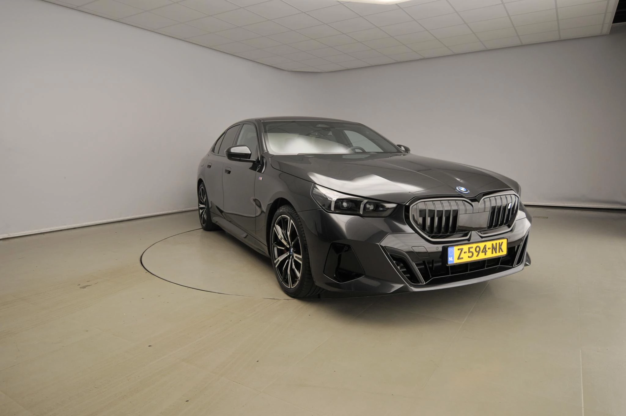 Hoofdafbeelding BMW i5